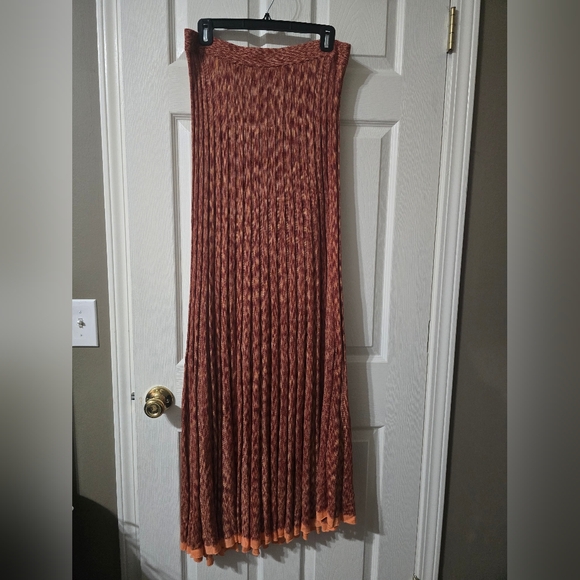Free People Gold Coast Marbled Print Pleated Knit Boho Maxi Skirt, EUC! - Picture 2 of 10